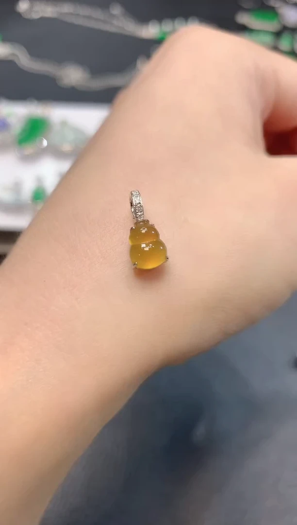 翡翠18K金镶嵌吊坠(不含链)C3