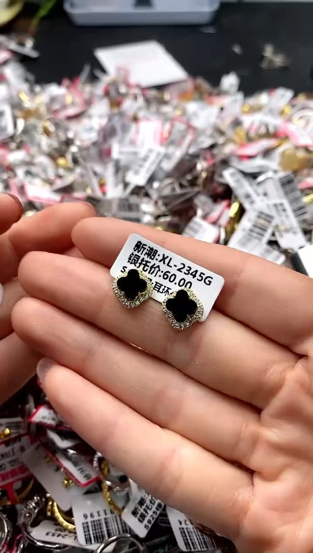 【闪购商品】翡翠戒指银S925镶嵌33333333     9