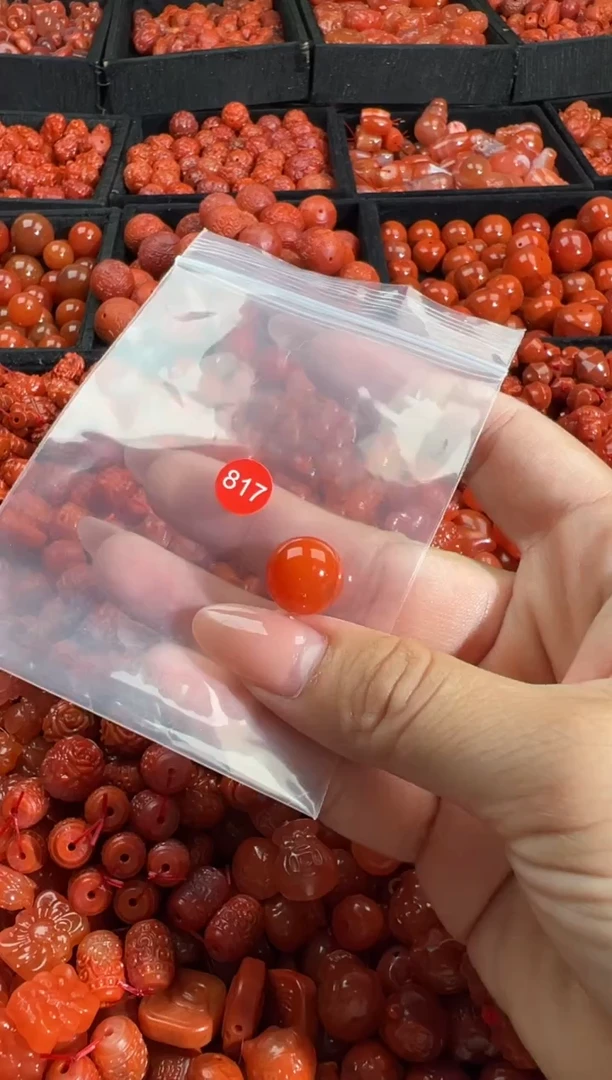 南红玛瑙未镶嵌颈饰11