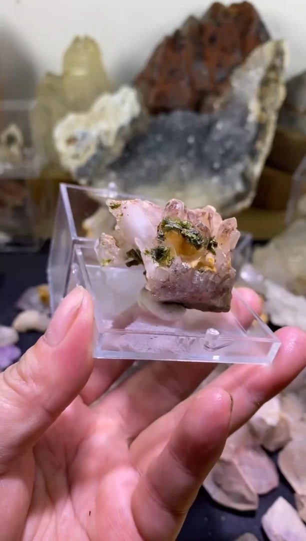 未镶嵌珠宝半成品水晶64号（带盒子）四川美姑超七花园水晶