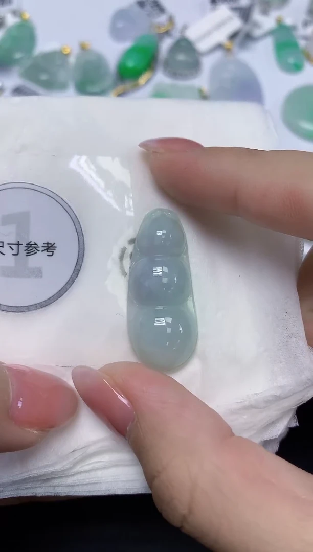 颈饰未镶嵌翡翠天然缅甸翡翠A货百元以上9元证书费自理