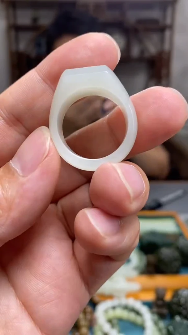 和田玉未镶嵌颈饰128