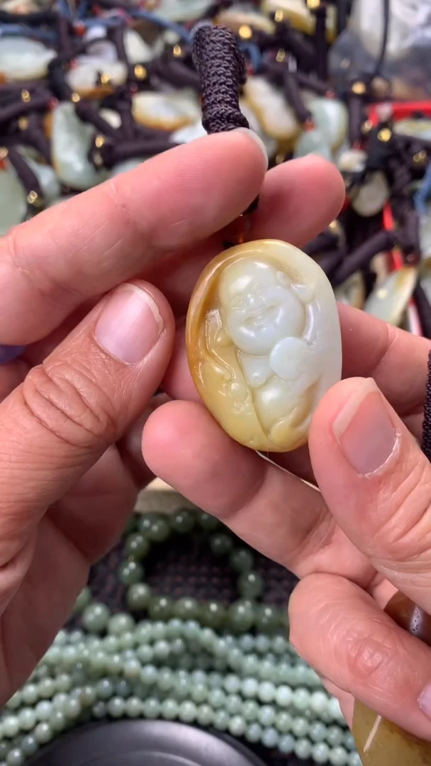 【闪购商品】和田玉颈饰未镶嵌sb