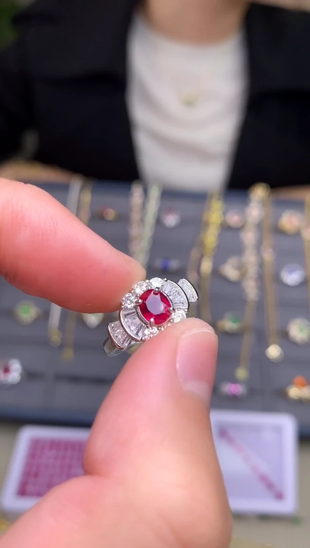 银S925镶嵌戒指红宝石戒指