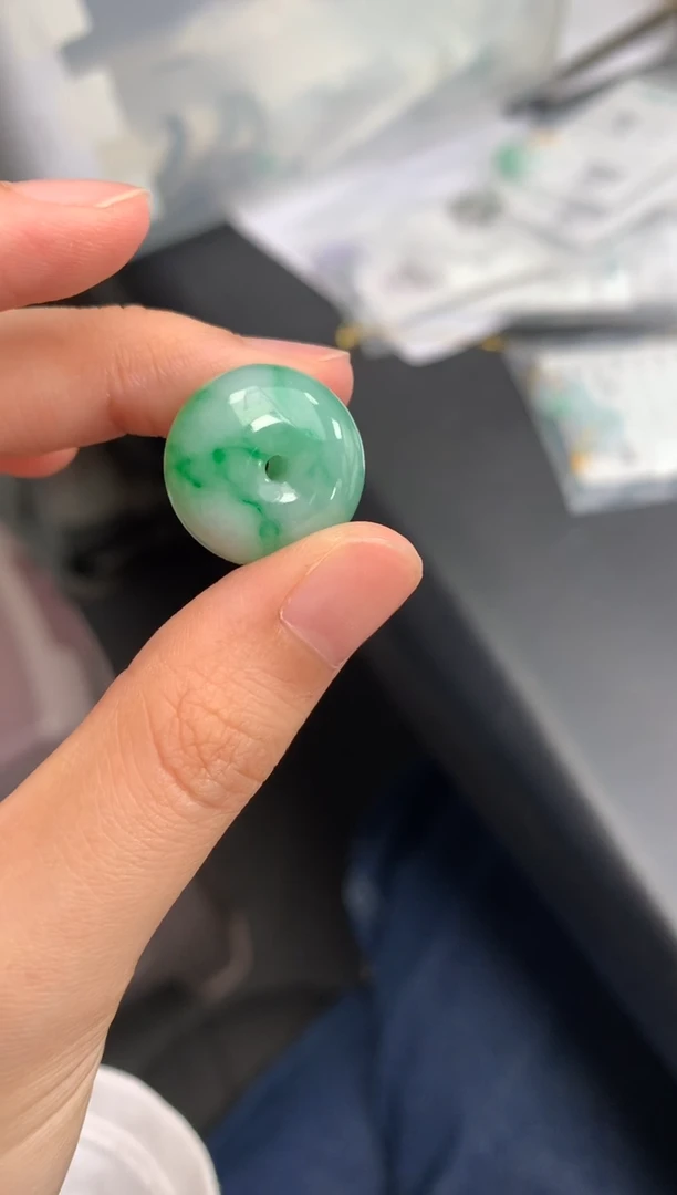 颈饰未镶嵌翡翠48小时鉴赏期 退货不扣服务费