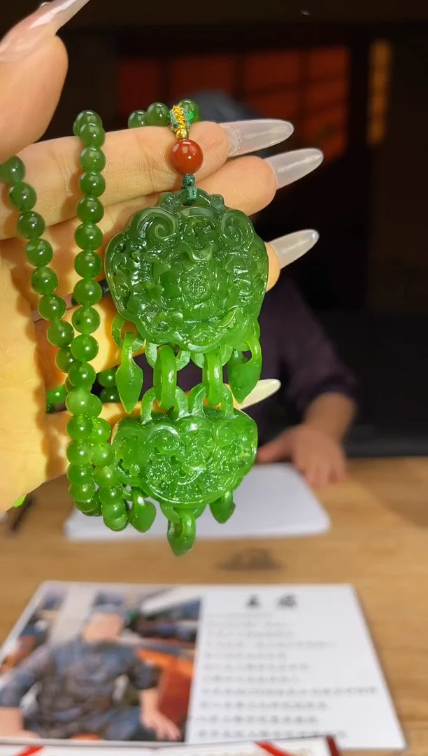 和田玉未镶嵌颈饰A991