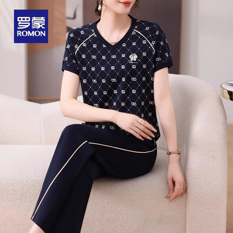 中年妈妈夏装上衣中老年运动套装女贵夫人印花短袖T恤两件套