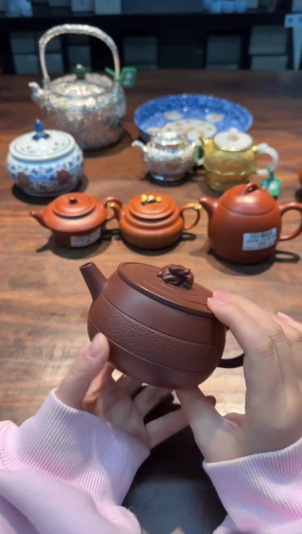 【闪购商品】汤华刚 紫朱泥 牛转乾坤