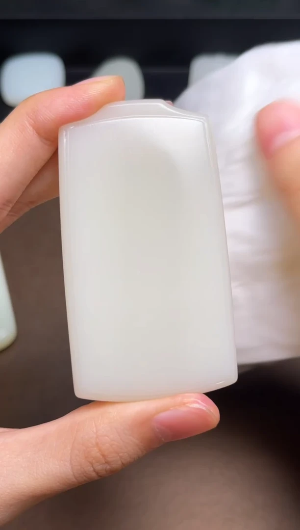 和田玉未镶嵌颈饰37