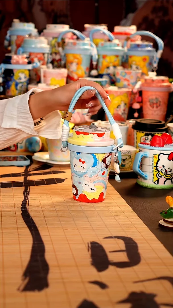 景德镇全手工手绘杯杯