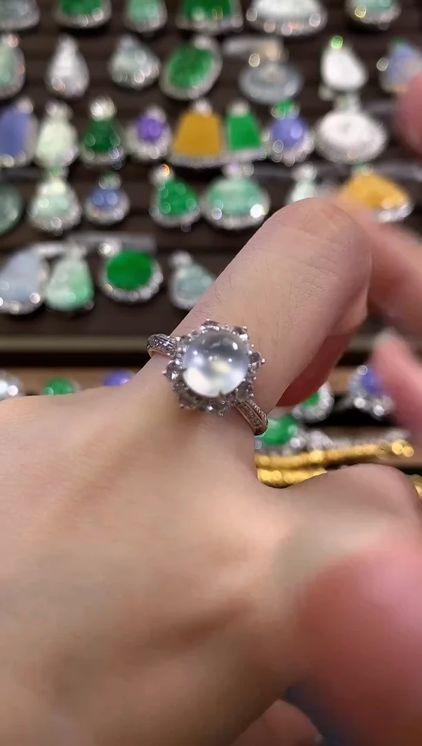 18K金镶嵌戒指翡翠d25