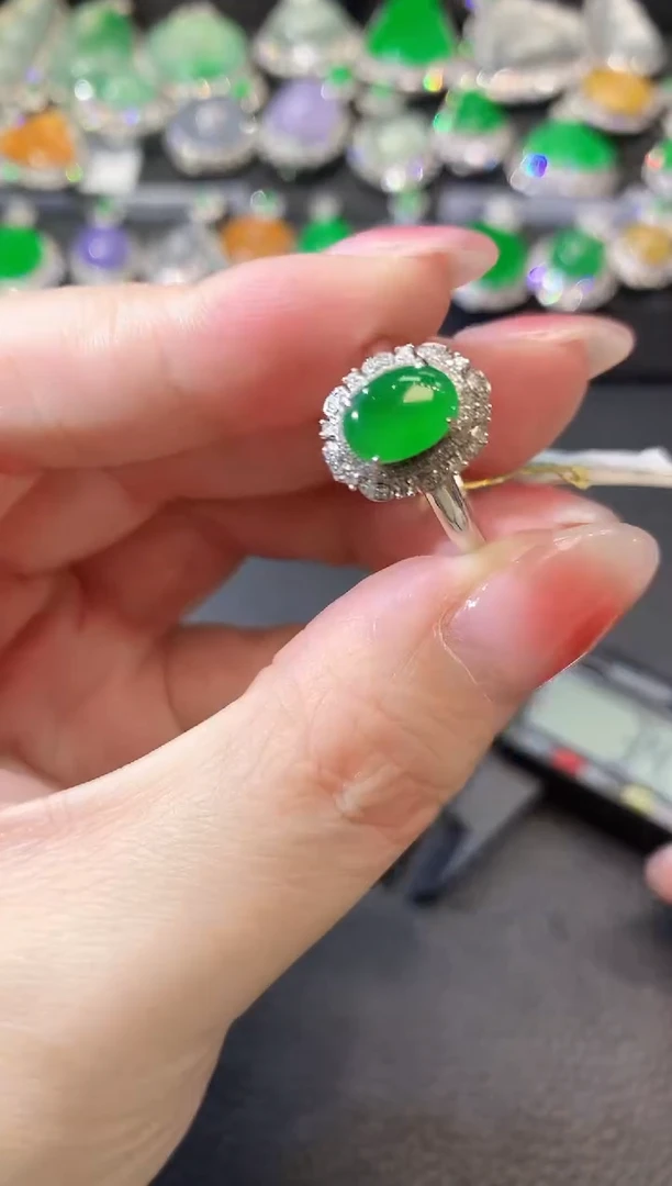 【闪购商品】翡翠戒指18K金镶嵌A63 翡翠