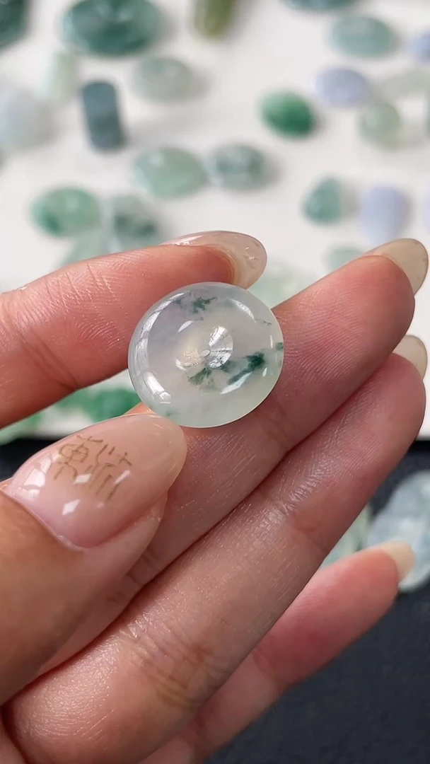 定制翡翠未镶嵌16.7*4.9扣子880+88