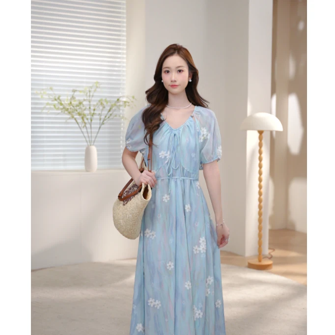 Basic House/百家好夏季新款碎花显瘦气质时尚V领法式仙女连衣裙Y