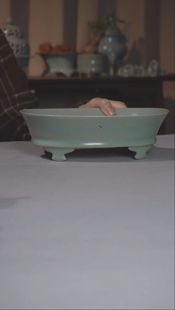 汝瓷035号微瑕仙盆