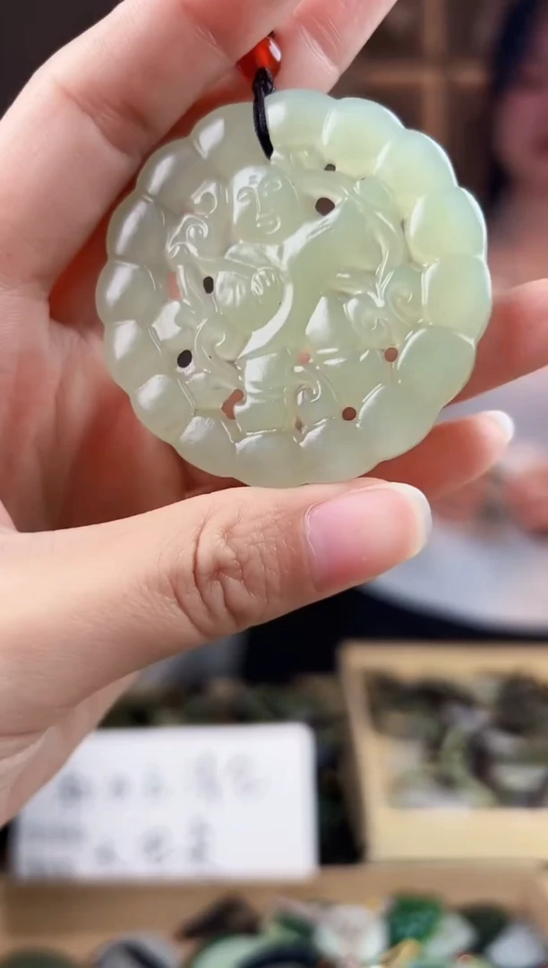 颈饰未镶嵌和田玉拍一发一，多样性发货