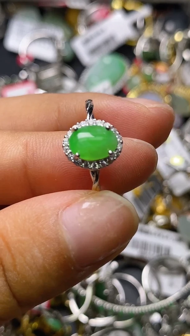 银S925镶嵌戒指翡翠百内无证书