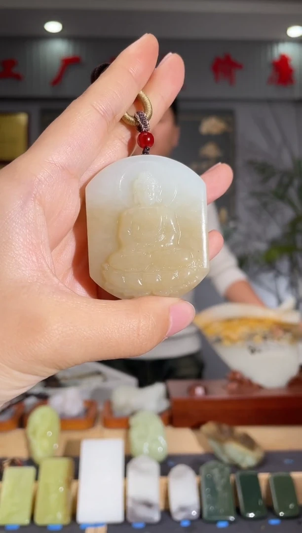 【闪购商品】和田玉颈饰未镶嵌拍一发一 多样性发货