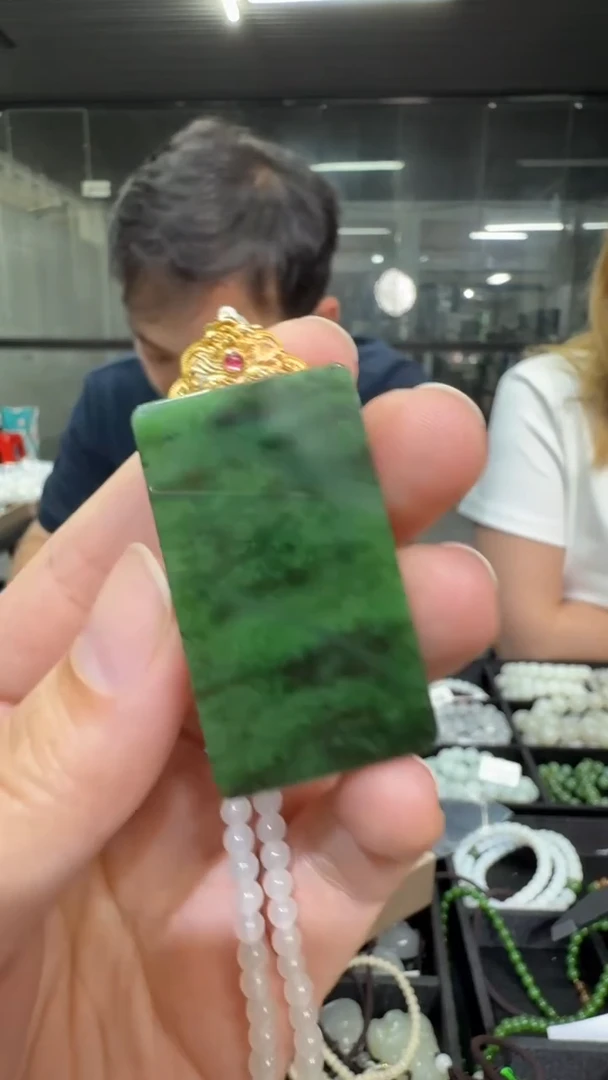 颈饰未镶嵌和田玉假一罚三