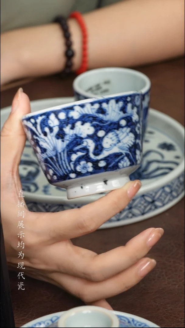 素月明河一鹭马蹄杯（洒蓝）
