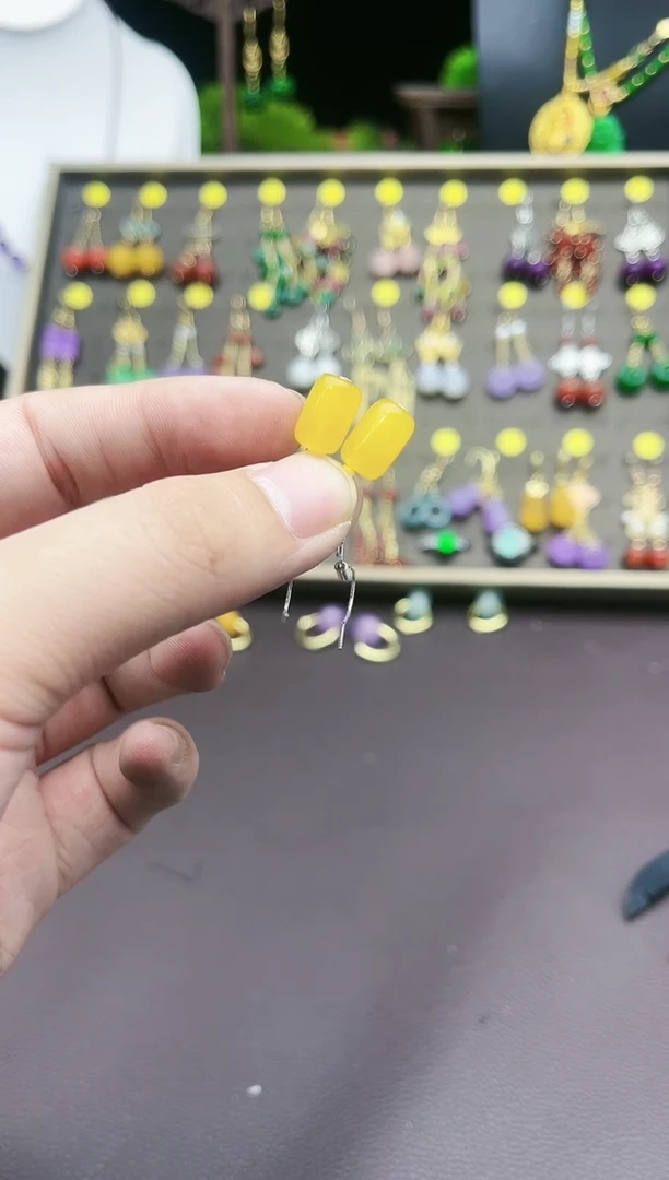 【闪购商品】玛瑙/玉髓耳钉银S925镶嵌305000