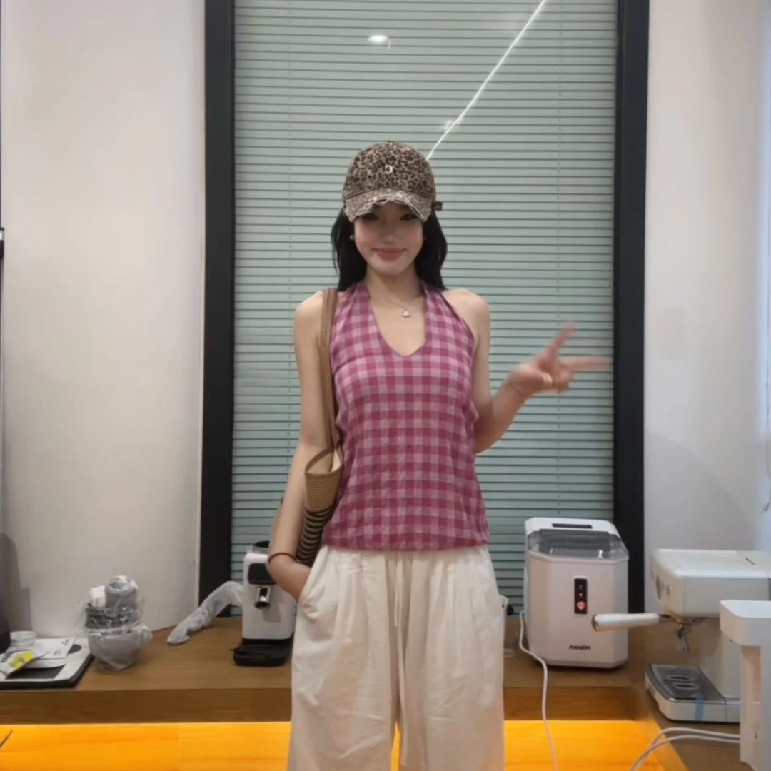 【米妮】 “宅女同款”挂脖格纹系带露背背心休闲气质显瘦无袖上衣