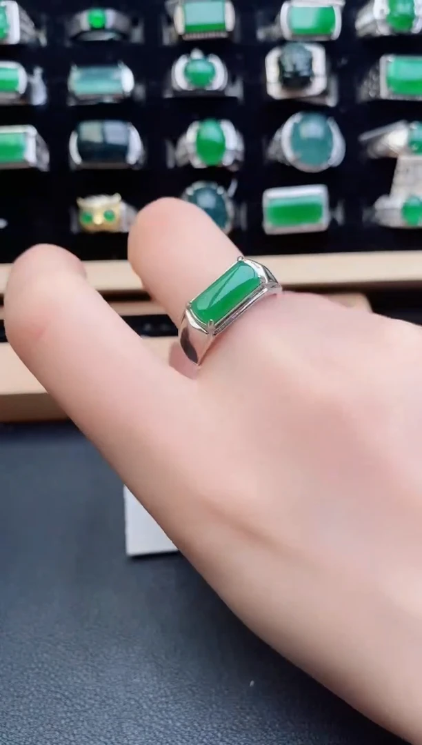 翡翠戒指银S925镶嵌21212121