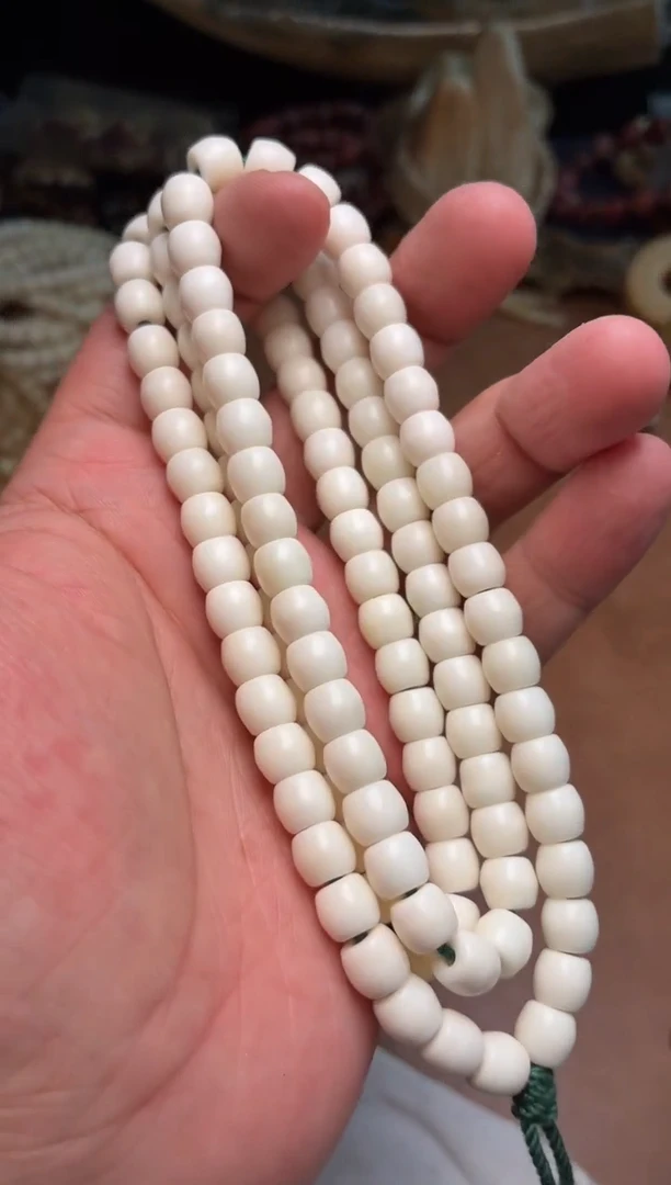 牛骨其他N177-骨瓷白直切长串-有棕裂