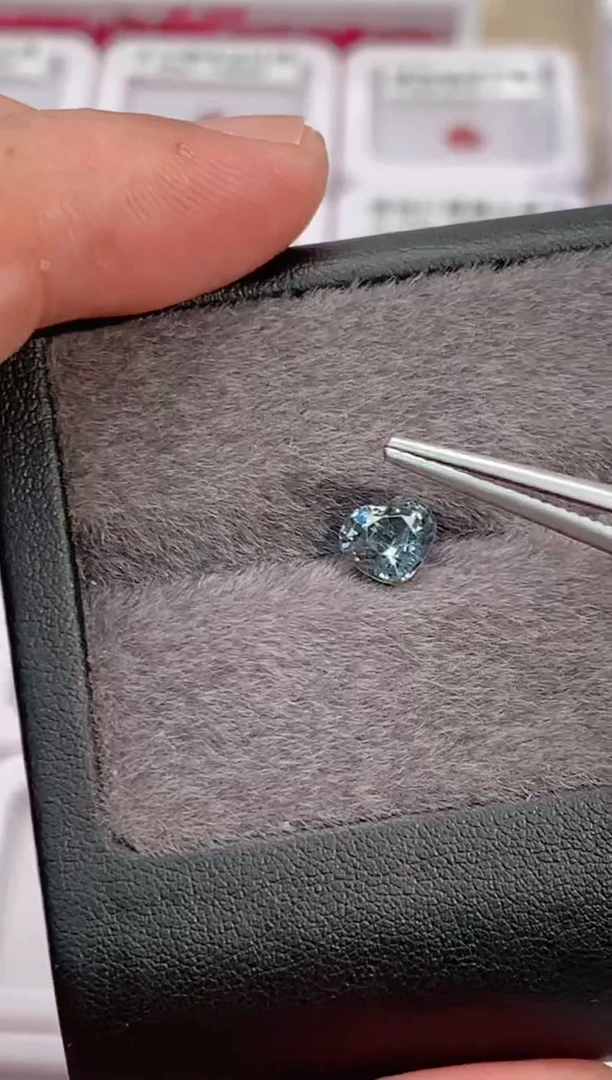 裸石未镶嵌尖晶石1.3-599天然尖晶石