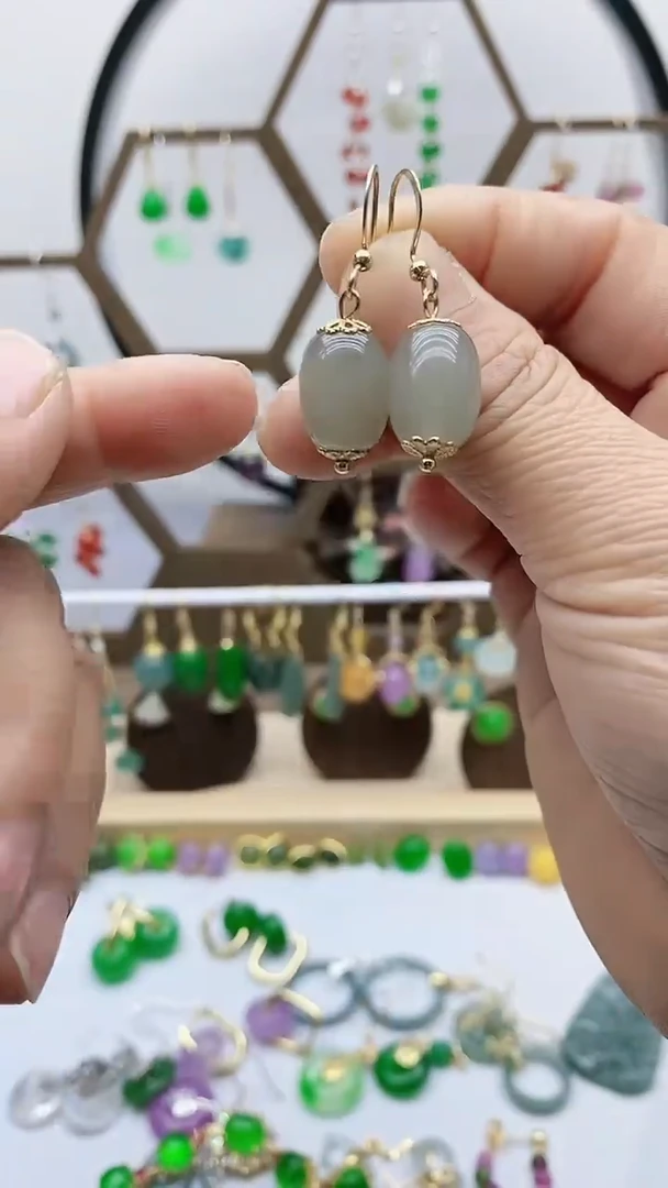 未镶嵌和田玉耳饰94