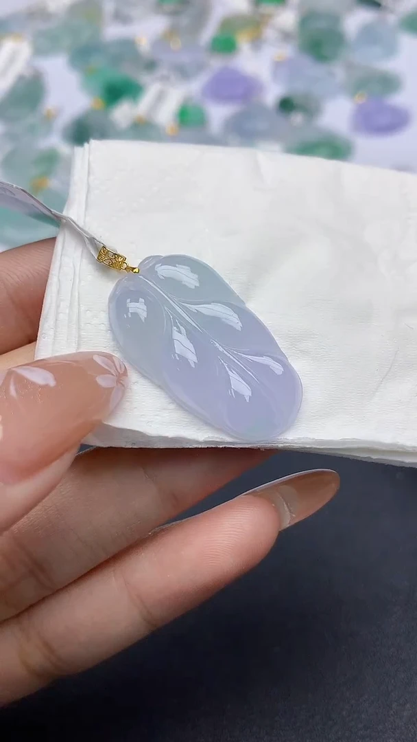 颈饰18K金镶嵌翡翠天然缅甸a货翡翠百元以上9元证书费自理