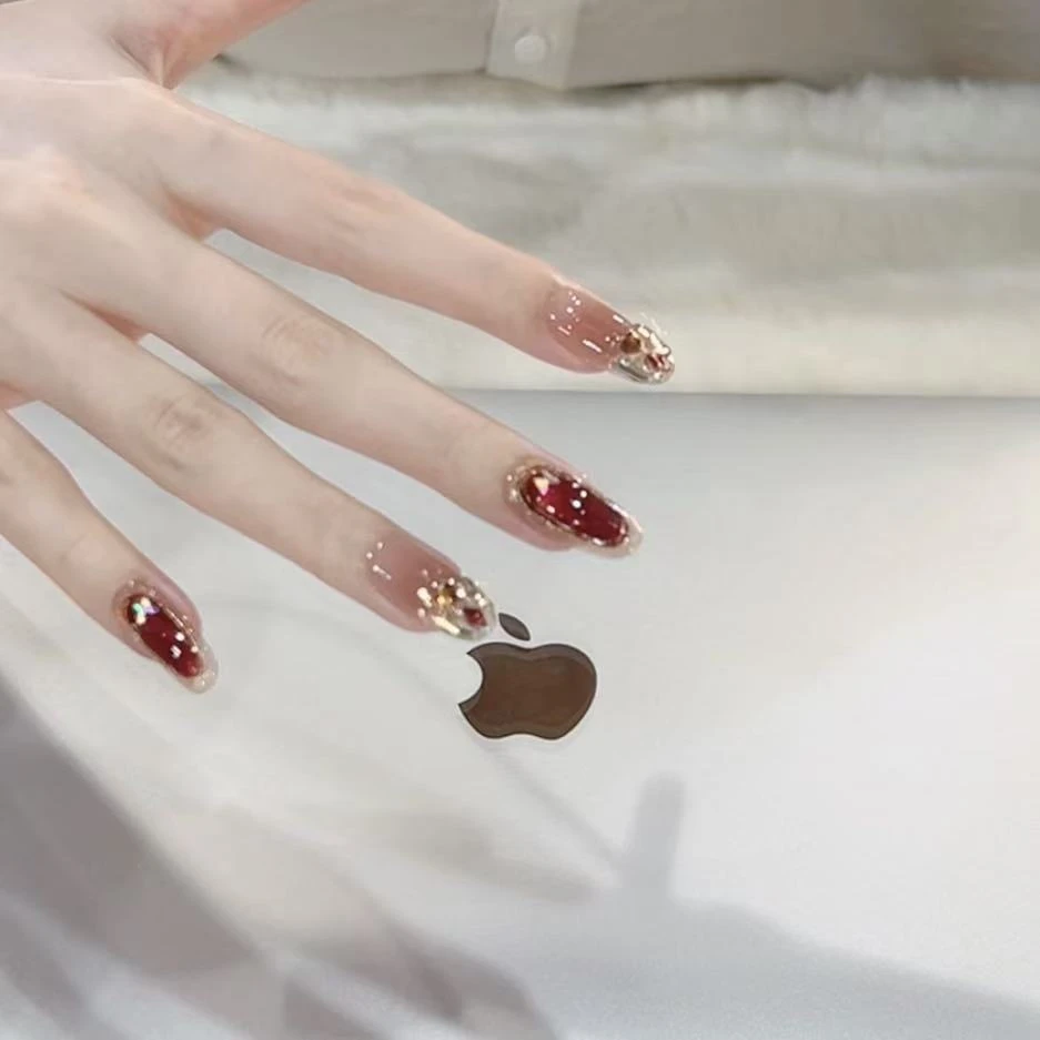 野世穿戴甲【新年红】野世穿戴甲 秋冬红色猫眼 法式仙女风美甲