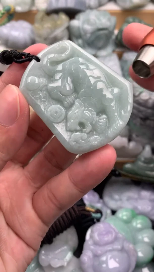 吊坠(不含链)未镶嵌翡翠1