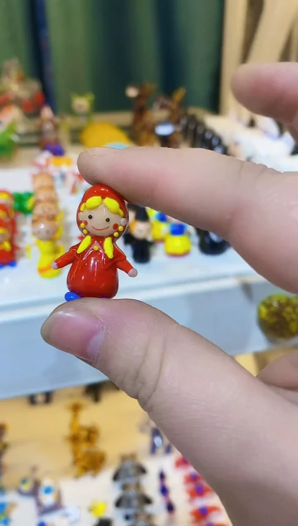 【闪购商品】琉璃手工艺品红衣女孩