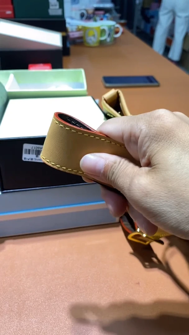 瓷片品牌 包包香水手表护肤品@@1