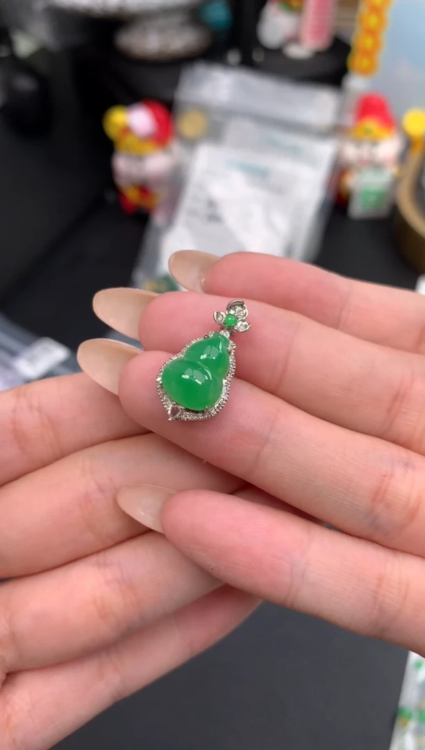 翡翠未镶嵌颈饰模式推广期48小时鉴赏期
