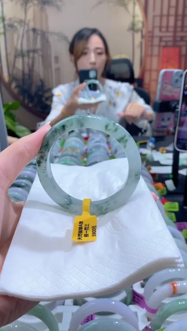 未镶嵌手镯翡翠000053215