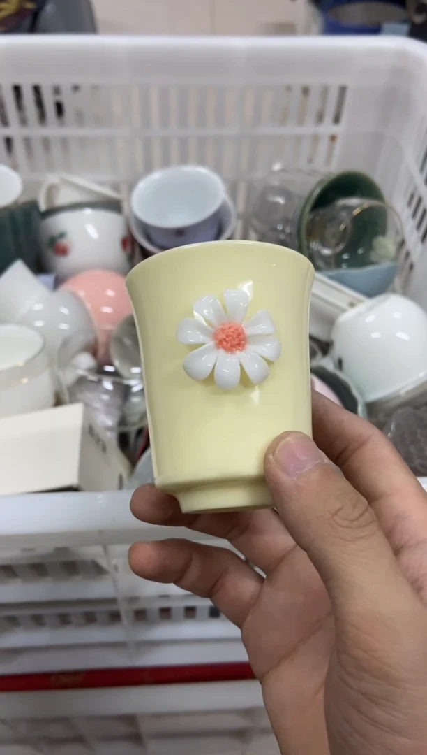 杯无运费险有瑕疵的摄影的产品有使用过的痕迹有点脏介意勿拍