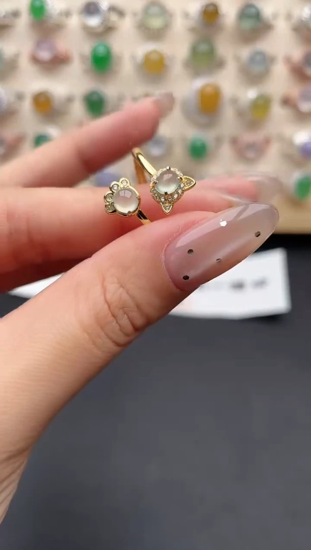 【闪购商品】翡翠戒指银S925镶嵌一物一证一礼盒