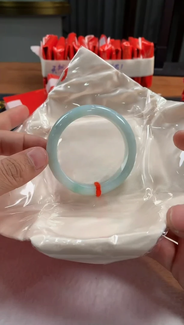 未镶嵌定制翡翠5079毛货不退不换 53-54圈