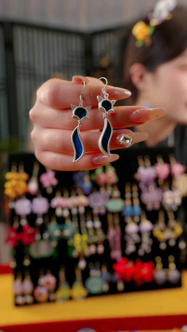 刺绣搂****^非遗苏绣绒花手工饰品