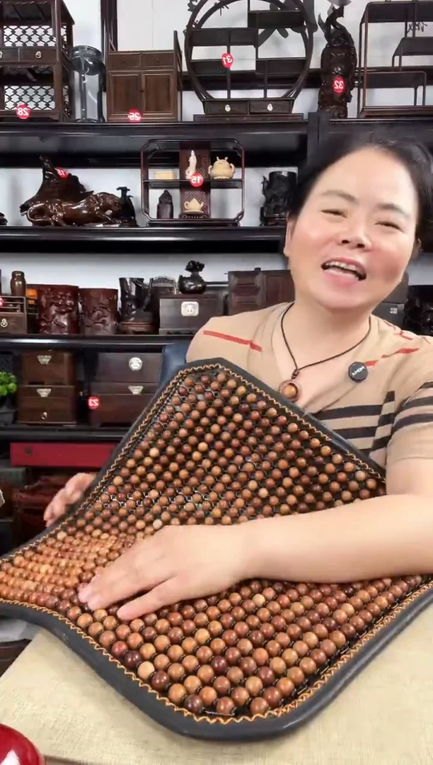 木坐垫老李红木工艺品