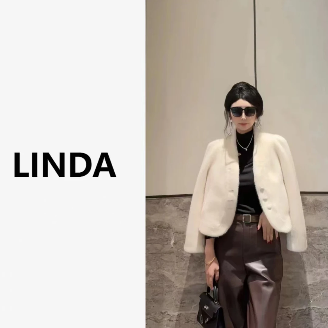 2025秋冬新款爆款气质名媛INS风洋气百搭外套女短款