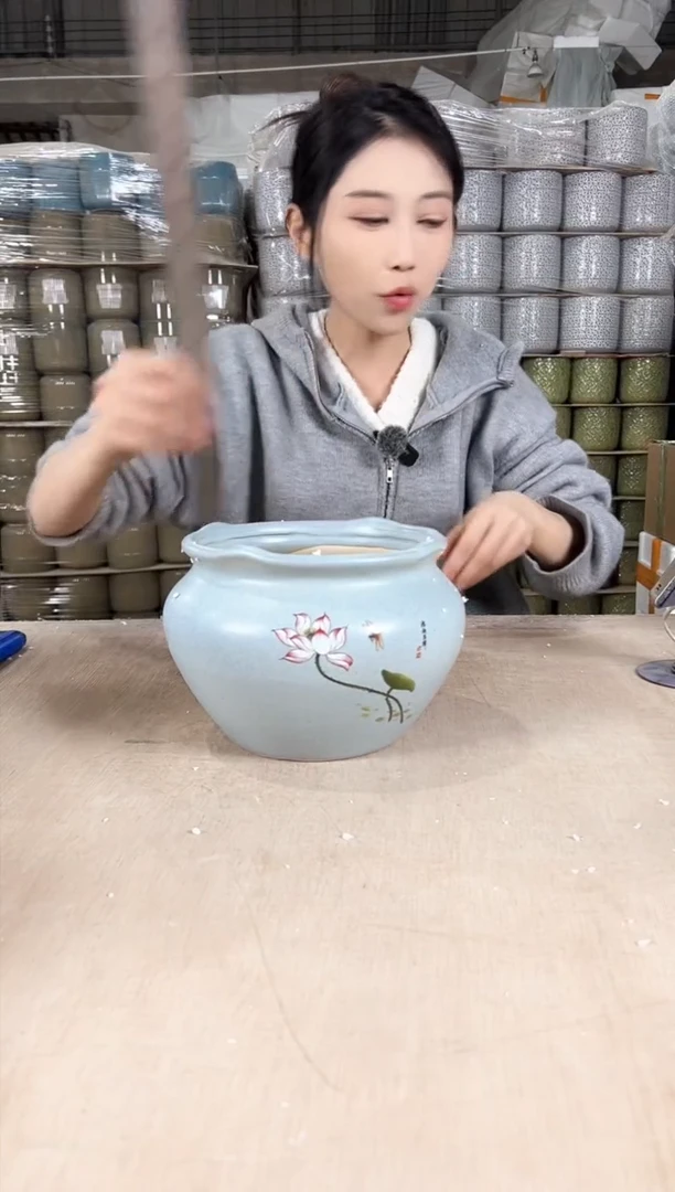 【闪购商品】陶瓷荷口天蓝荷花大号18x15