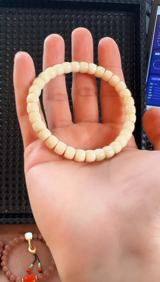 吊坠菩提根/象牙果8+