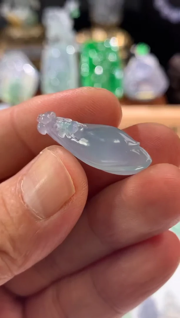 吊坠(不含链)未镶嵌翡翠天然翡翠吊坠