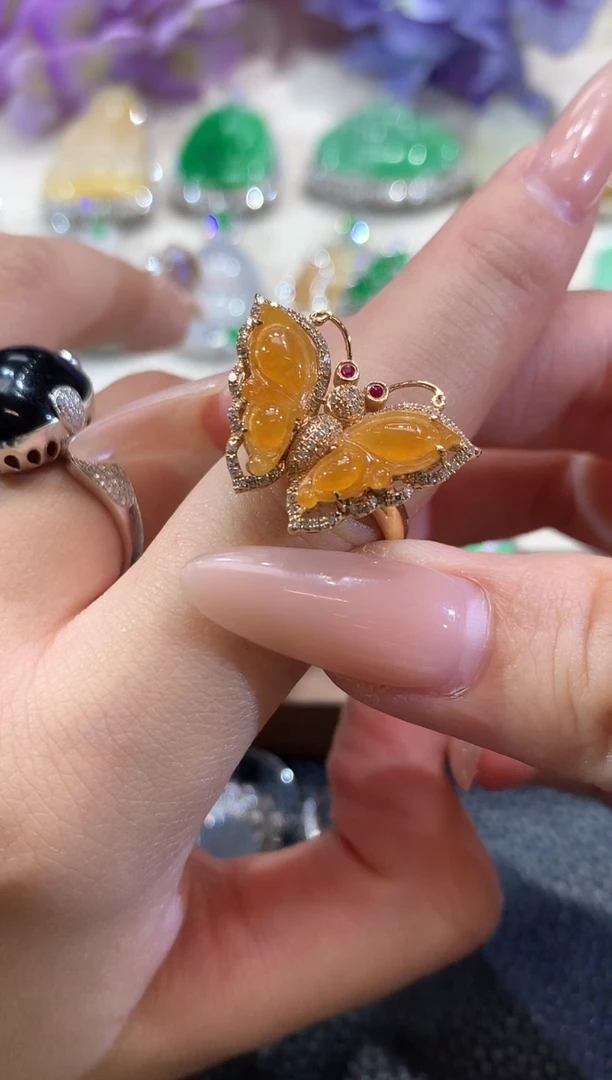 吊坠(不含链)18K金镶嵌翡翠C26