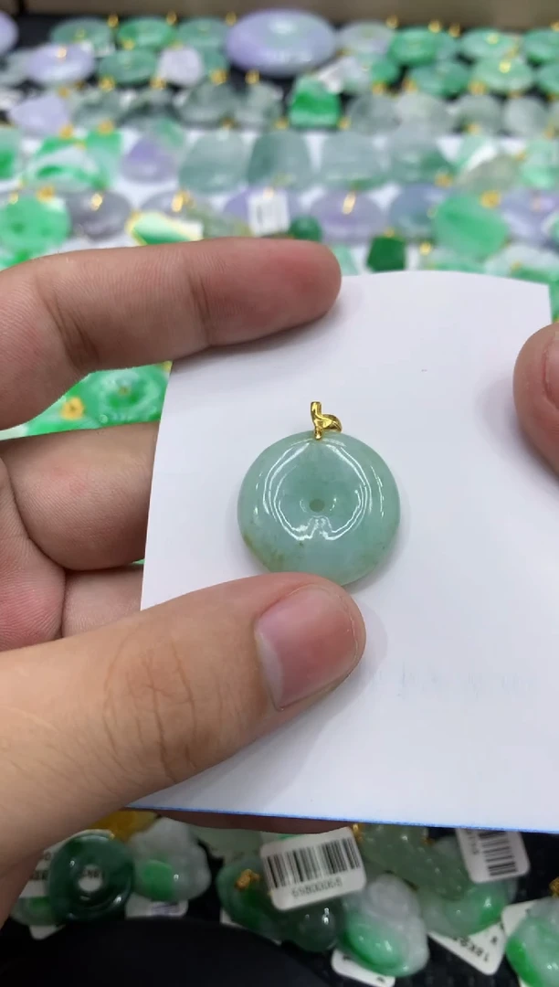 颈饰未镶嵌翡翠天然缅甸翡翠A货