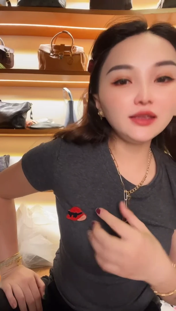 水牛皮（革） 高端订制时尚百搭小卡包 挂件
