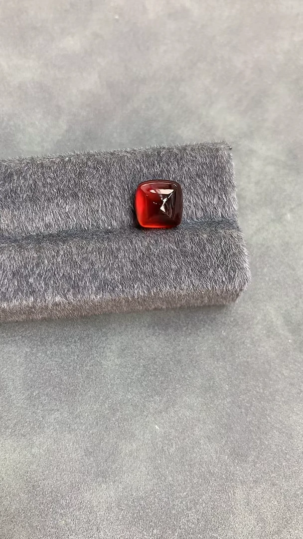 石榴石裸石未镶嵌石榴石裸石多样性发一颗